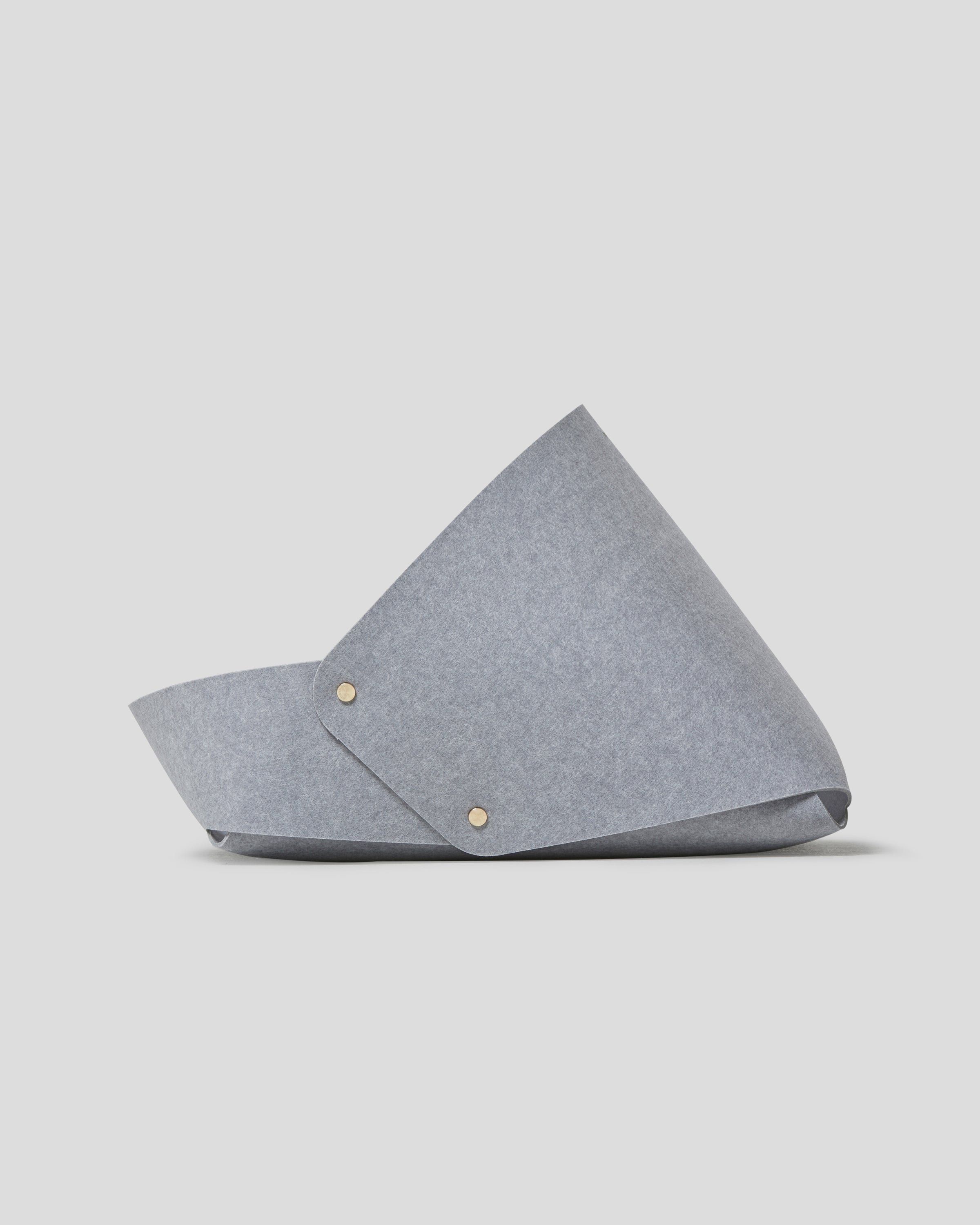 MARRON BED . GRAY